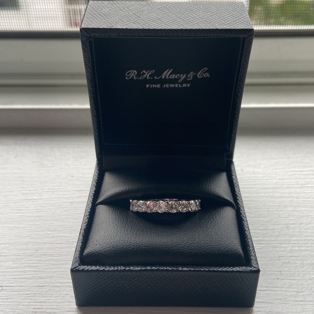 Swarvorski Crystals Silver Ring